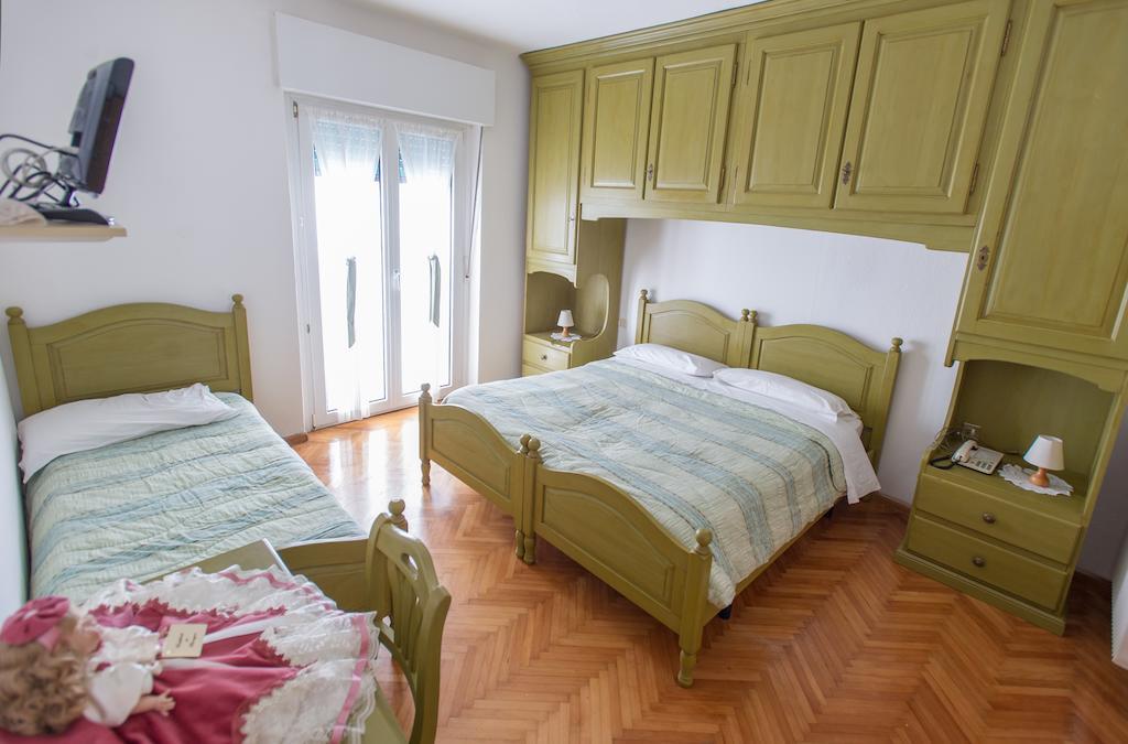 Albergo Italia Molveno Kamer foto